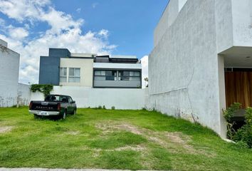 Lote de Terreno en  Avenida De San Juan 1075, Parque Metropolitano, Zapopan, Jalisco, México