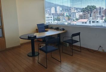 Oficina en  Avenida Cristóbal Colón E4-105 Y, Colon, Quito, Ecuador