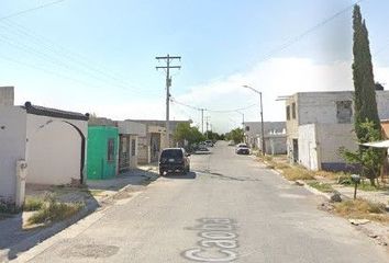 Casa en  Calle Caoba, Villas Del Sol, Jardines Universidad, Torreón, Coahuila De Zaragoza, México