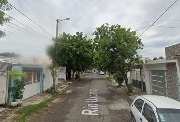 Casa en  Río Uxpanapa, Fraccionamiento Lomas Del Río Medio, Rio Medio, Veracruz, México