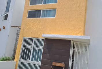 Casa en  Avenida Puerto Bajania 1600, Santa Cruz De Las Flores, Jalisco, México