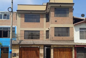 Casa en  Avenida De Los Insurgentes, Callao, 07001, Per