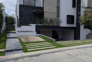 Casa en  Puerta Las Lomas Condominio, Avenida Universidad, Fracc. Puerta Las Lomas, Zapopan, Jalisco, México