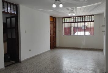 Departamento en  Institucion Educativa 1700 Divino Salvador, Calle Florencia, Trujillo, La Libertad, 13011, Per