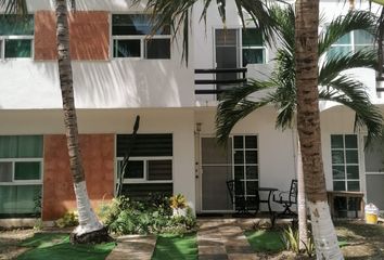 Casa en  Calle Farallon De Medinilla 411, Playa Del Carmen, Solidaridad, Quintana Roo, 77726, Mex