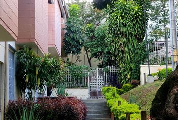 Casa en  Comuna 7, Robledo, Medellín