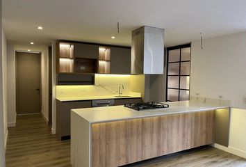 Apartamento en  Calle 127 A #14-60, La Carolina, Bogotá, Colombia