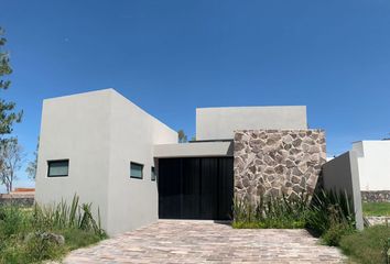 Casa en  La Campiña Del Bosque, Boulevard Country Club Gran Jardín, Guanajuato, México