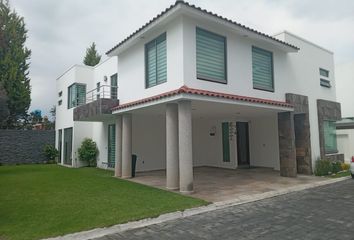 Casa en fraccionamiento en  Bellavista, Metepec