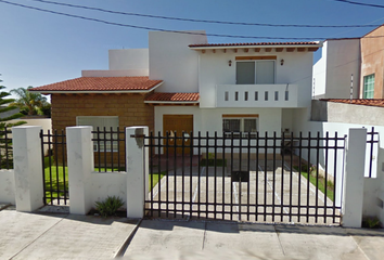 Casa en  Colonia Jurica, Municipio De Querétaro