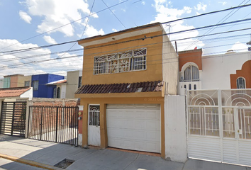 Casa en  Cto. De Los Cerezos 322a, Los Naranjos, Celaya, Guanajuato, México