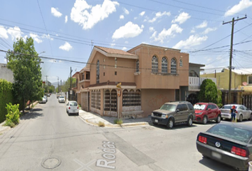 Casa en  Rodas 121, Valle De San Carlos, San Nicolás De Los Garza, Nuevo León, México