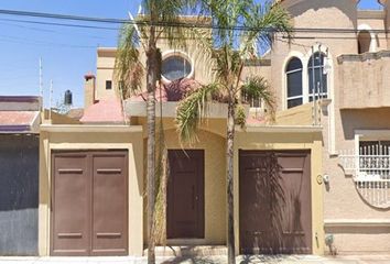 Casa en  Paseo Del Gavilán 225, Villa Jacarandas, Victoria De Durango, Durango, México