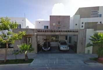 Casa en  Av. Contoy 2, Supermanzana 11sm 11, Cancún, Quintana Roo, México