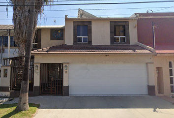 Casa en  De La Grieta 770, Playas De Tijuana, Jardines Playas De Tijuana, Tijuana, Baja California, México