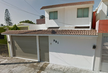 Casa en  Calle Chopo 981, Floresta, Veracruz, México