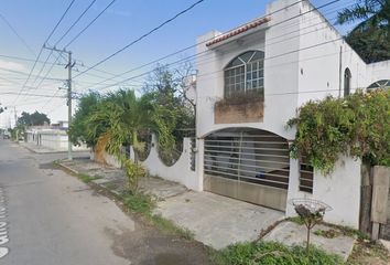 Casa en  Calle Heriberto Jara 389, Chetumal, Quintana Roo, México