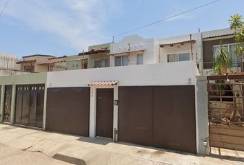 Casa en  Orca 104, Los Delfines, Puerto Vallarta, Jalisco, México