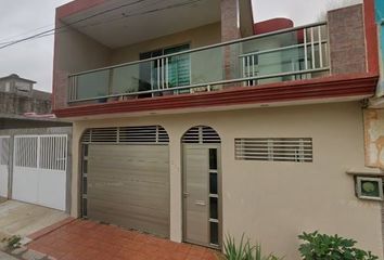 Casa en  José Guadalupe Posadas 215, Paraiso Coatzacoalcos, Coatzacoalcos, Veracruz, México