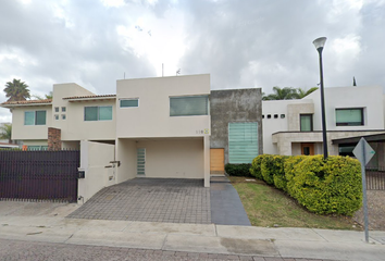 Casa en  Fraccionamiento Cumbres Del Lago, Municipio De Querétaro