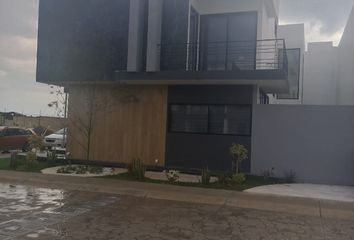 Casa en fraccionamiento en  Gema Residencial, Boulevard Ramón G. Bonfil, Pachuca De Soto, Estado De Hidalgo, México