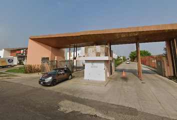 Casa en fraccionamiento en  Cándido Aguilar, Veracruz, México