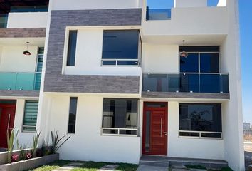 Casa en fraccionamiento en  Residencial E-sur, Carretera Federal Pachuca - Mexico, San Antonio El Desmonte, Pachuca De Soto, Estado De Hidalgo, México