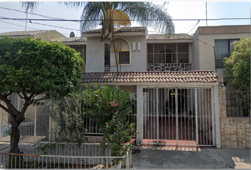 Casa en  Calle Urbano San Roman, El Dean, Guadalajara, Jalisco, México