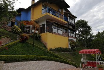 Casa en  Estación La Españolita Metrolinea, La Mata, Piedecuesta, Santander, Colombia