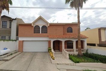 Casa en  Arnoldo 3214, Lomas La Salle I Y Ii, Campestre-lomas, Chihuahua, México