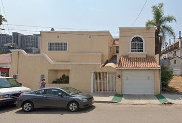 Casa en  Av. Ensenada, Colonia Madero (cacho), Tijuana, Baja California, México