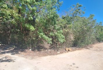 Lote de Terreno en  Avenida Cumbres, Cancún, Quintana Roo, México