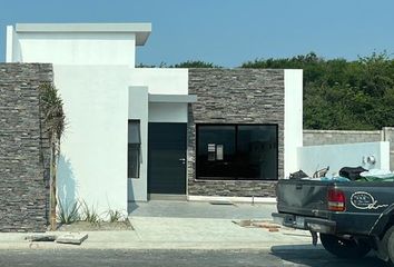 Casa en fraccionamiento en  Lomas Del Mediterráneo, Veracruz, México