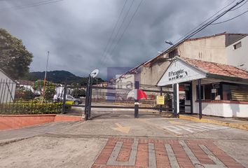 Casa en  Conjunto Paragüitas Portería 1, Vía 33, Floridablanca, Santander, Colombia