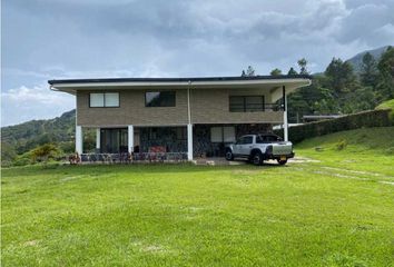 Villa-Quinta en  Copacabana, Antioquia