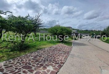 Lote de Terreno en  Rasgo Maleza 17501, Santiago De Querétaro, Querétaro, 76237, Mex