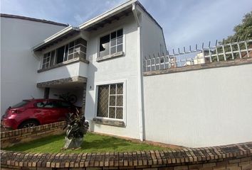 Casa en  Conjunto Residencial Mirador Del Cacique, Anillo Balcón Del Tejar, Sotomayor, Bucaramanga, Santander, Colombia