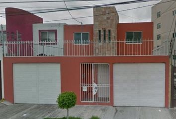 Casa en  Delphos, Los Pilares, Puebla De Zaragoza, Puebla, México