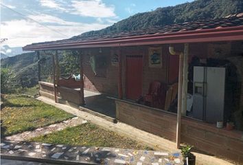 Villa-Quinta en  Versalles, Santa Bárbara, Antioquia, Colombia