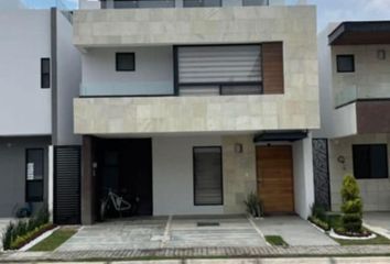 Casa en  Boulevard De Los Volcanes, Lomas De Angelópolis, Puebla, México