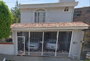 Casa en  Arcediano 1587, Huentitán El Alto, Guadalajara, Jalisco, México