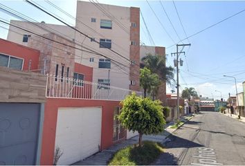 Casa en  Delphos, Los Pilares, Puebla De Zaragoza, Puebla, México