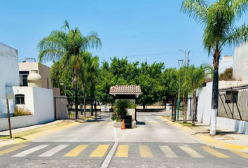 Casa en condominio en  Calle Fuente Tlaxcala, Villa Fontana, San Pedro Tlaquepaque, Jalisco, México