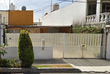 Casa en  Hacienda De La Condesa 33, Prados Del Rosario, Ciudad De México, Distrito Federal, México