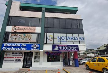 Oficina en  Avenida El Inca & Yasuní, Quito, Ecuador