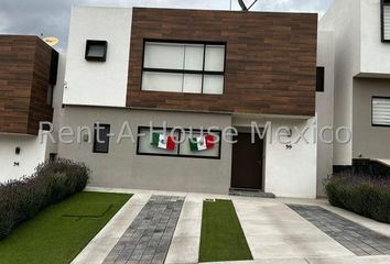 Casa en condominio en  Zibatá, Querétaro, México