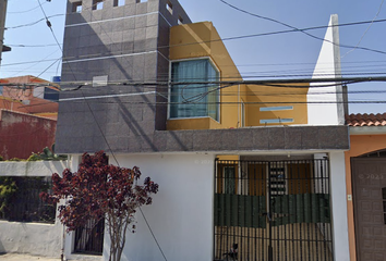 Casa en  Tabachines 208, Mz 030, Villa De Las Flores, San Francisco Coacalco, Estado De México, México