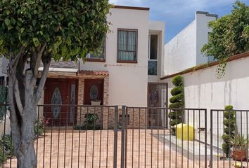 Casa en  Quinta Jacarandas, Irapuato, Guanajuato, México