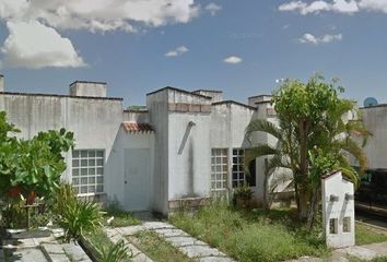 Casa en  C. Izúcar 3, 77539 Cancún, Q.r., México