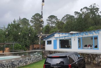 Casa en  Avandaro, Valle De Bravo, Estado De México, México